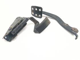Can Am 1001053680 21-24 Commander 700 Xt Front Accelerator And Brake Pedal Set