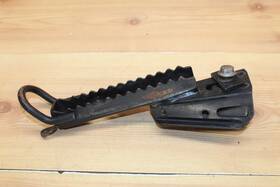 Can-am 705200695 2004-07 Bombardier Ds650x 04-05 Ds650 Ds 650 Left Foot Peg