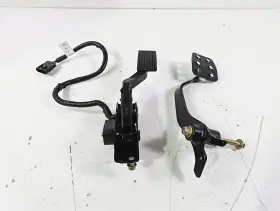 707001803 Can Am 705601453 2023 Maverick X3 Xmr Turbo Rr Foot Brake Accelerate Pedal Set
