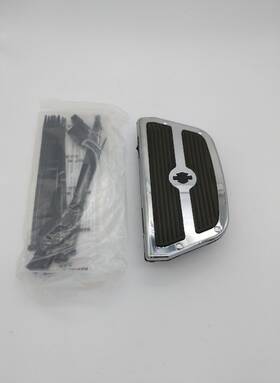 Harley Davidson 50010-10 2009-2013 Touring Passenger Right Footboard Assembly