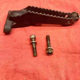 50620-hn1-000 Honda 2004 Sportrax Trx400ex Trx 400 Left Footrest Foot Rest Peg And Fasteners