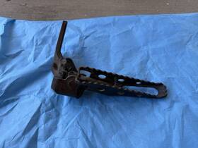 Honda 50640-hb5-670 1986 Atc200x Left Foot Rest Peg Step 86 Atc 200x Footpeg