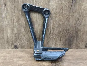 50725-mgz-j00 Honda 13-15 Cbr500r / Cb500f 13-24 Cb500x L Pass Footpeg Bracket
