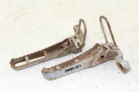 34003-1261 Kawasaki 1987 Mojave 250 Foot Pegs Rests Set Left Right