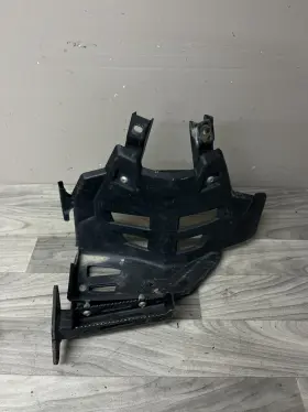 11013851-458 Polaris 1013851-458 2006 Predator 500 Left Foot Peg Heel Guard Nice