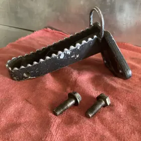 43520-01c10 Suzuki 1992 Quadracer 250 Lt250r Foot Peg Rest Footrest Set Right And Left