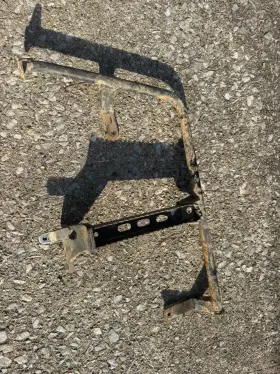 43520-03g00 Suzuki 43520-03g10 02-07 Vinson 500 Footrest Left 40803