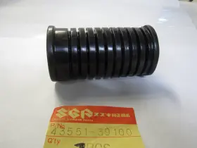 43551-39100 Suzuki Nos Genuine 1980-81 Gs250t Front Footrest Rubber