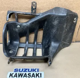 43580-07g30 Suzuki 03-08 Ltz400 Left Heel Guard Foot Rest Frame Plastic Dvx Kfx Ltz 400