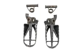 K3402-80014 Suzuki 06 Rmz250 Foot Pegs Left And Right