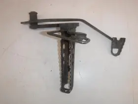 1uy-27421-00-00 Yamaha 87-01 Warrior 350 Oem Right Foot Rest Peg Step Bracket With Brake Pedal
