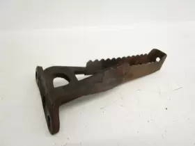 29u-27411-11-00 Yamaha 88 Moto 4 Yfm 200 Dx Left Foot Peg 1986-1989
