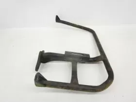 2d3-27421-00-00 Yamaha 06 Grizzly Yfm 80 Right Footwell Bracket Mount 2005-2006