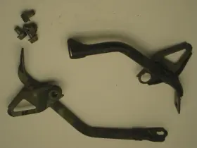 3gb-21613-00-00 Yamaha 1992 Yfm80 Yfm 80 Badger Rear Fender Mounts Pair Left Right W Hardware