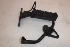 Yamaha 3gb-21614-00-00 02-08 Raptor 80 Right Foot Rest Peg Step Well Bracket Mount
