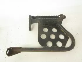 4bd-27421-01-00 Yamaha 94 Timberwolf Yfb 250 4x4 Right Foot Peg 1994-2000