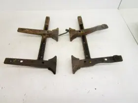 5km-27481-10-00 Yamaha 07 Yfm 660 Grizzly Foot Pegs Mounts 2003-2008