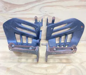 5lp-27421-00-00 Yamaha 2001-2005 Oem Raptor 660r 660 Lh Rh Foot Pegs Heel Guards Cover Set