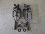2019 Honda Crf 250R Footpegs Set Complete, Fits 19-21, M205 Used. Price: $59.00.