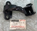 New Genuine Yamaha 3R1-27422-01-R4 Bracket, Footrest,. Price: $75.94.