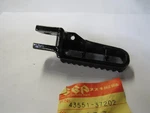 Suzuki DR100 DR125 DR250 SP250 PE175 Front Footrest Rh Nos Peg 43551-37202-019 New. Price: $65.21.