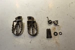 2000 Yamaha YZ125 Left Right Foot Rests Pegs Used. Price: $24.99.