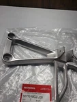 Honda Oem Part 50715-MGZ-J00 CBR500R CB500X Right New. Price: $19.99.